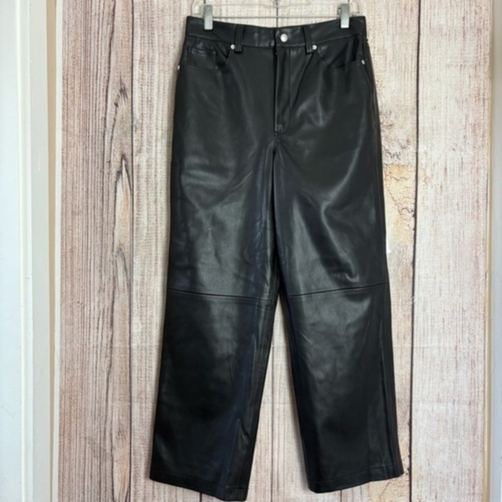 Blanknyc womens Faux leather The Baxter ribcage straight leg pants size 29